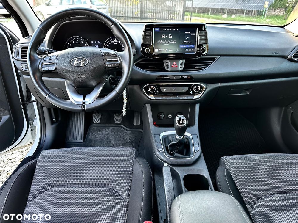 Hyundai i30 1.5 T-GDI 48V Executive - 18