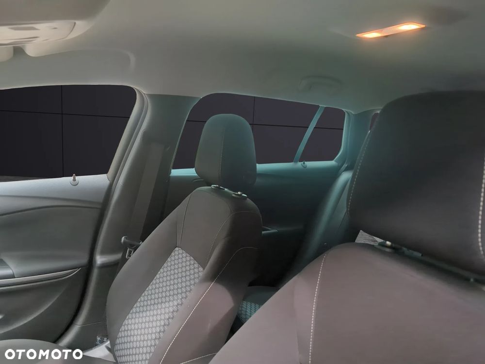 Opel Astra 1.2 T Business Edition S&S - 23