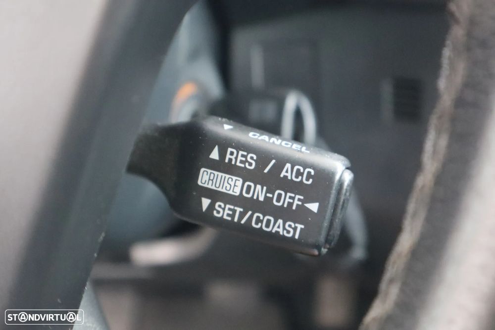 Toyota Avensis SD 2.2 D-4D Sol+GPS - 20