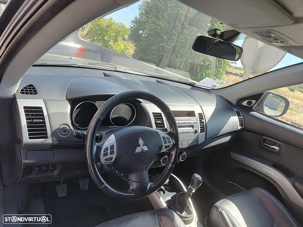 Mitsubishi Outlander 2.2 DI-D Instyle - 7