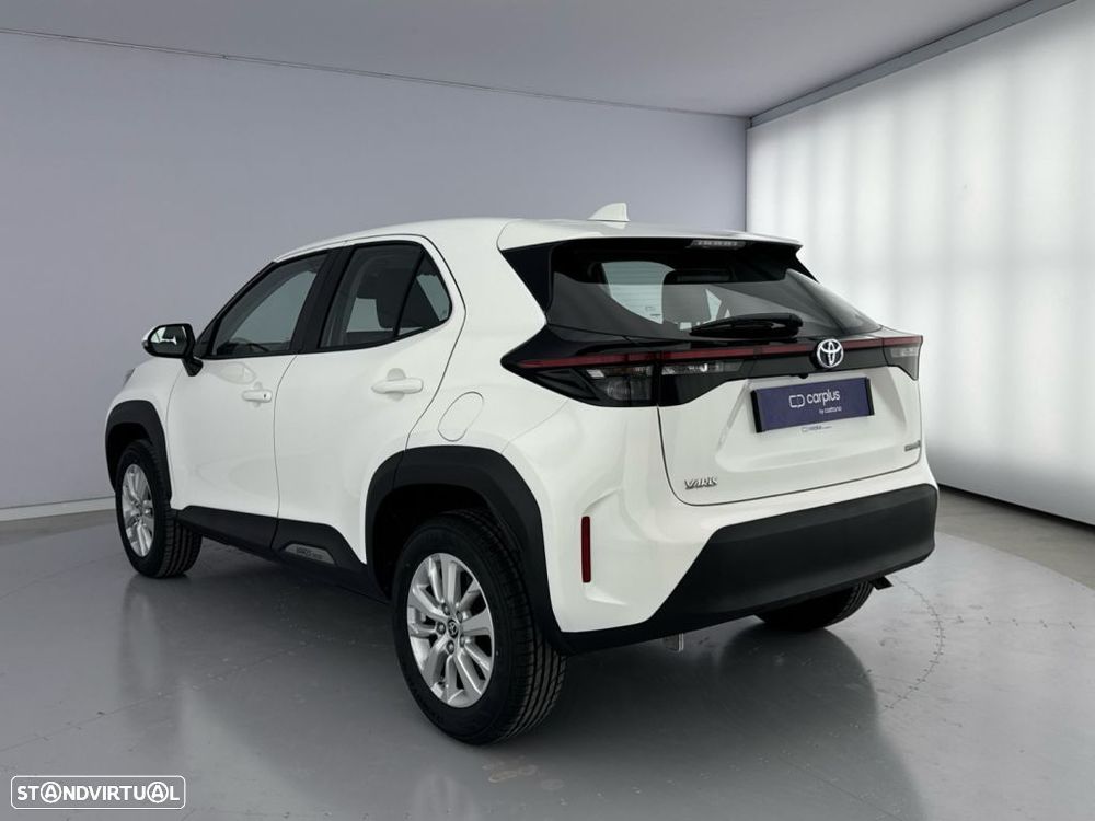 Toyota Yaris Cross 1.5 HDF Comfort Plus AWD - 35