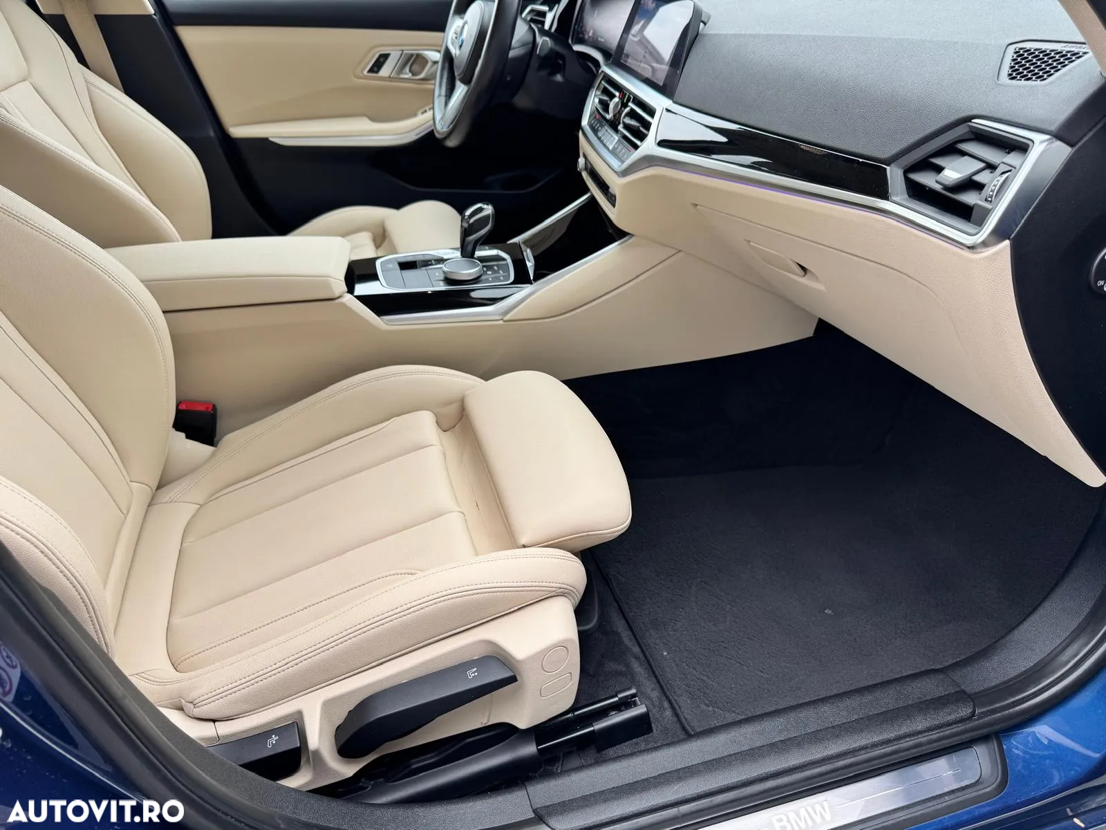 BMW Seria 3 318i Aut. Sport Line - 16