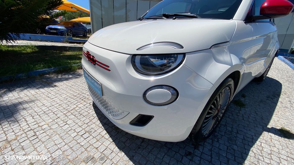 Fiat 500e (RED) - 12