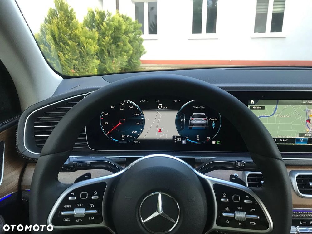Mercedes-Benz GLE - 32