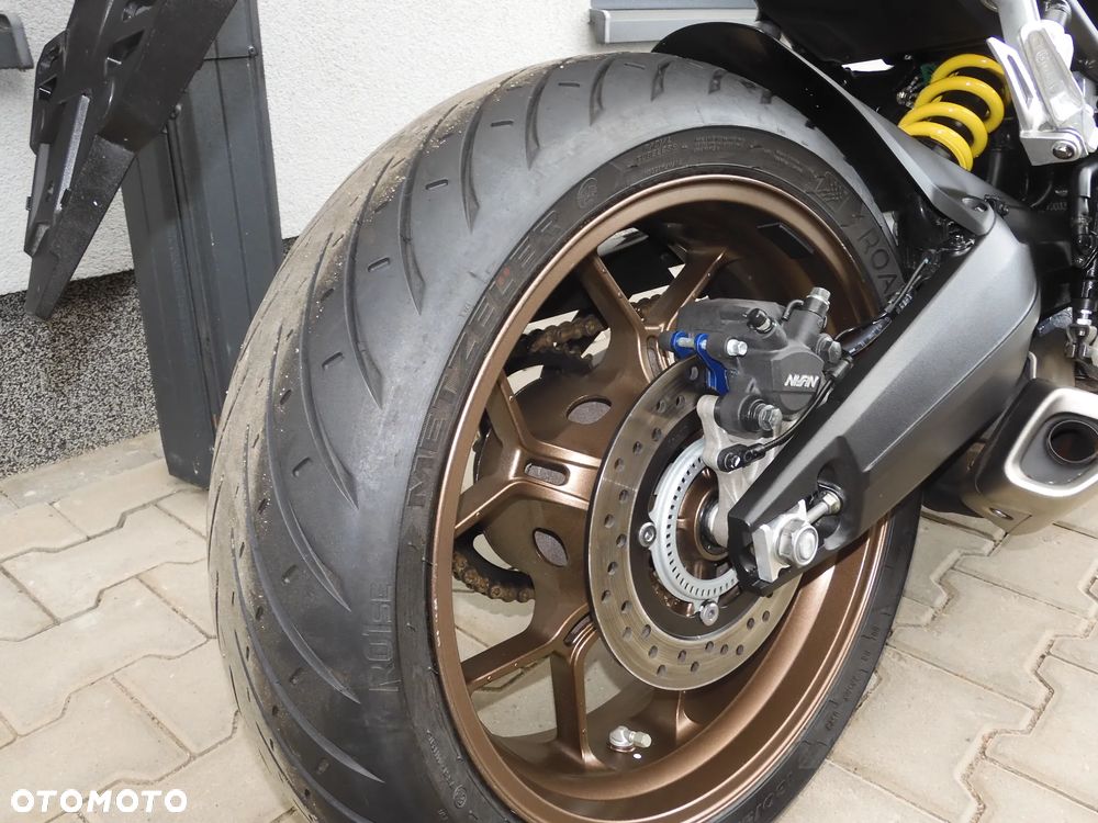 Honda CB - 10