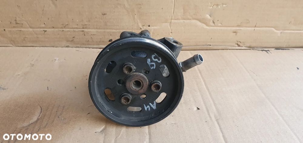 Pompa wspomagania kierownicy Audi A4 B8 2.0 TDI 8K0145154B - 1