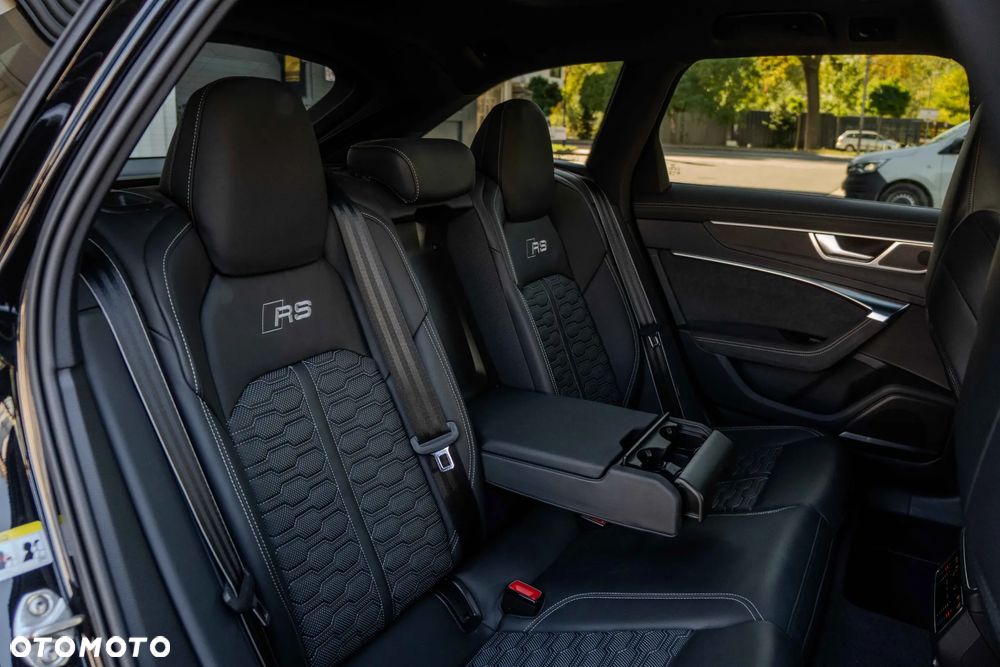 Audi RS6 Avant TFSI mHEV Quattro Performance Tiptronic - 23