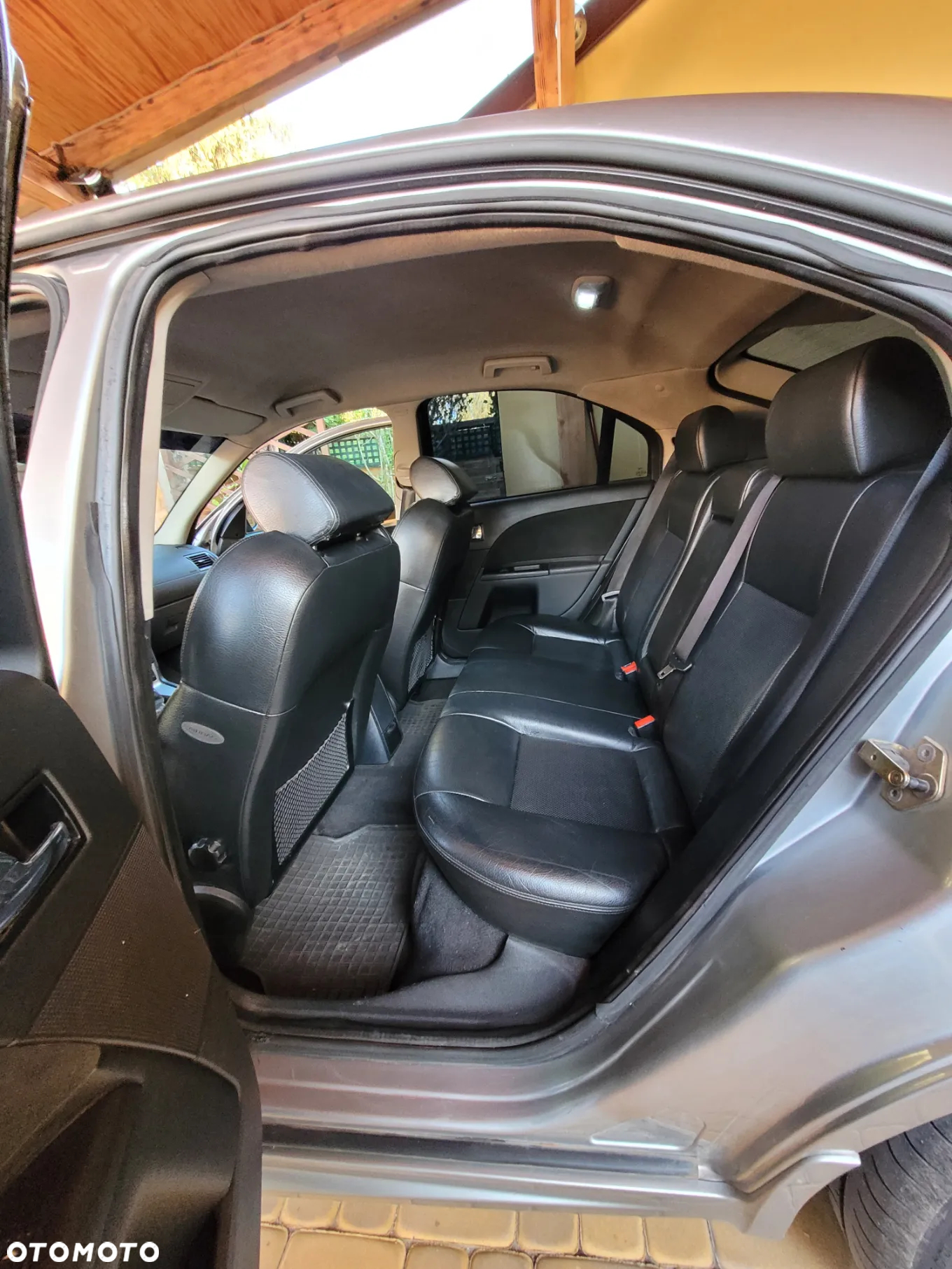 Ford Mondeo V6 ST 220 - 11