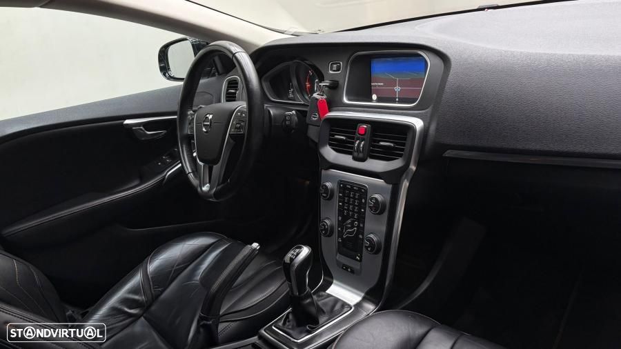 Volvo V40 D2 Ocean Race - 18