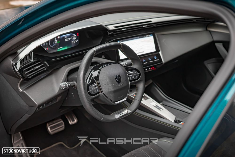 Peugeot 408 225 e-EAT8 GT - 32