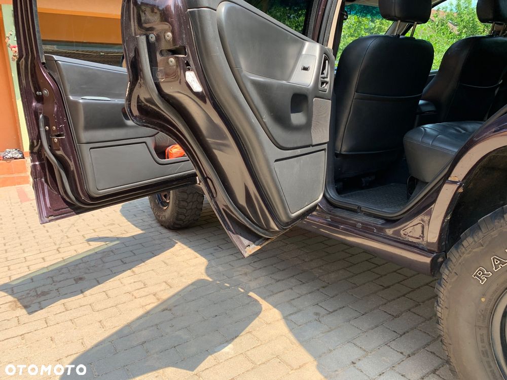 Jeep Grand Cherokee - 21
