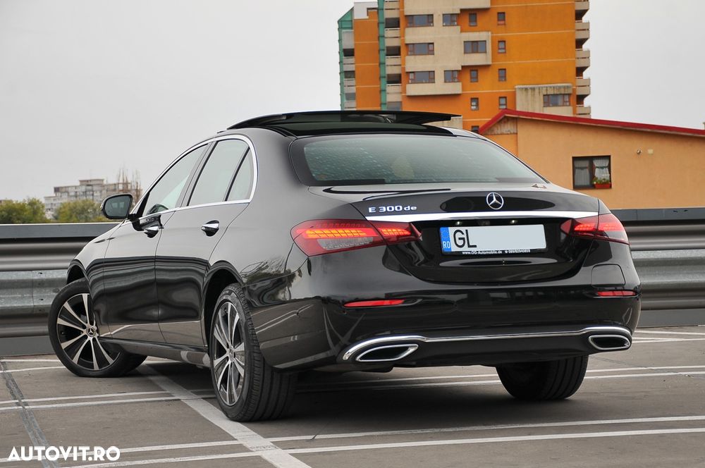 Mercedes-Benz E 300 de 9G-TRONIC Exclusive - 33