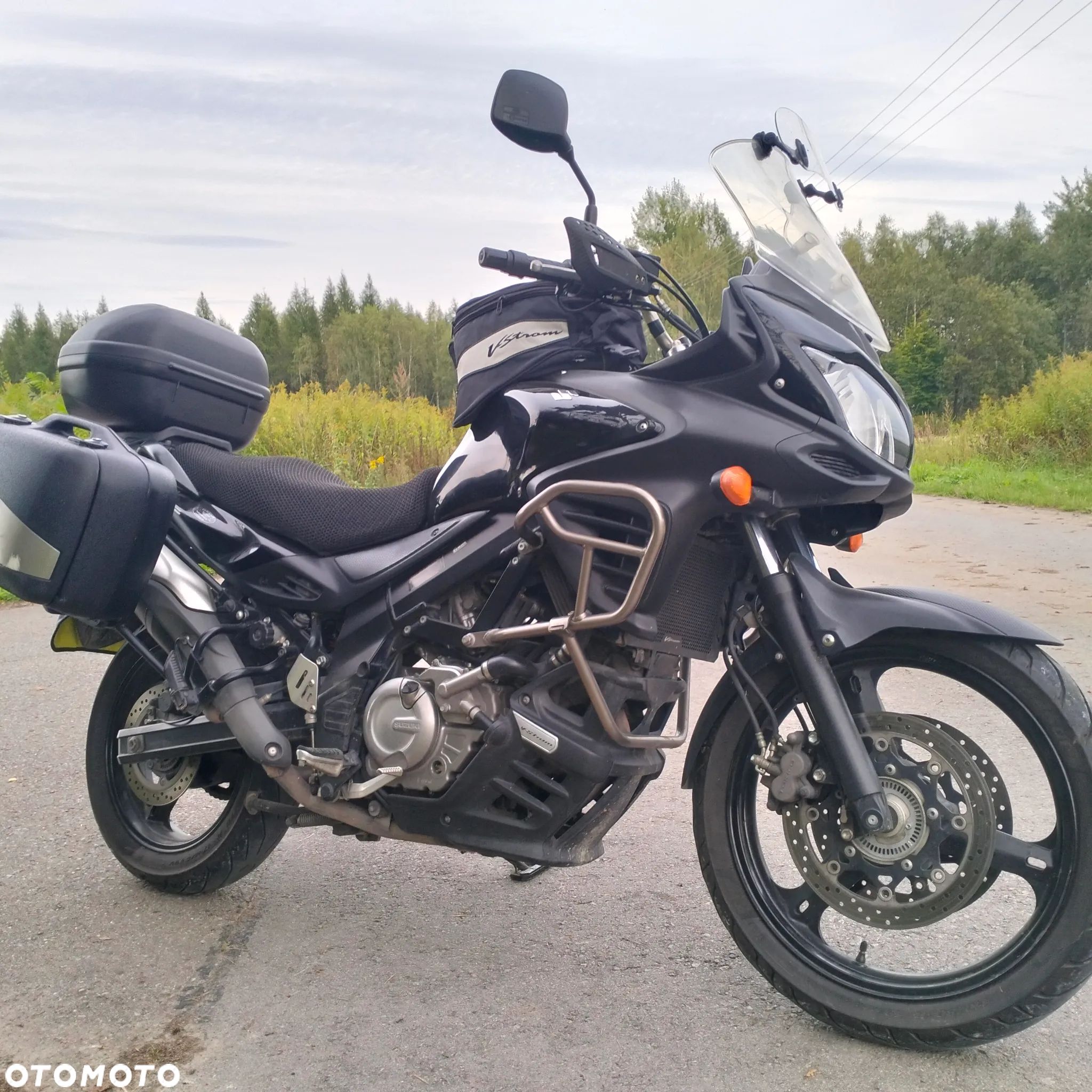 Suzuki V-STROM - 1