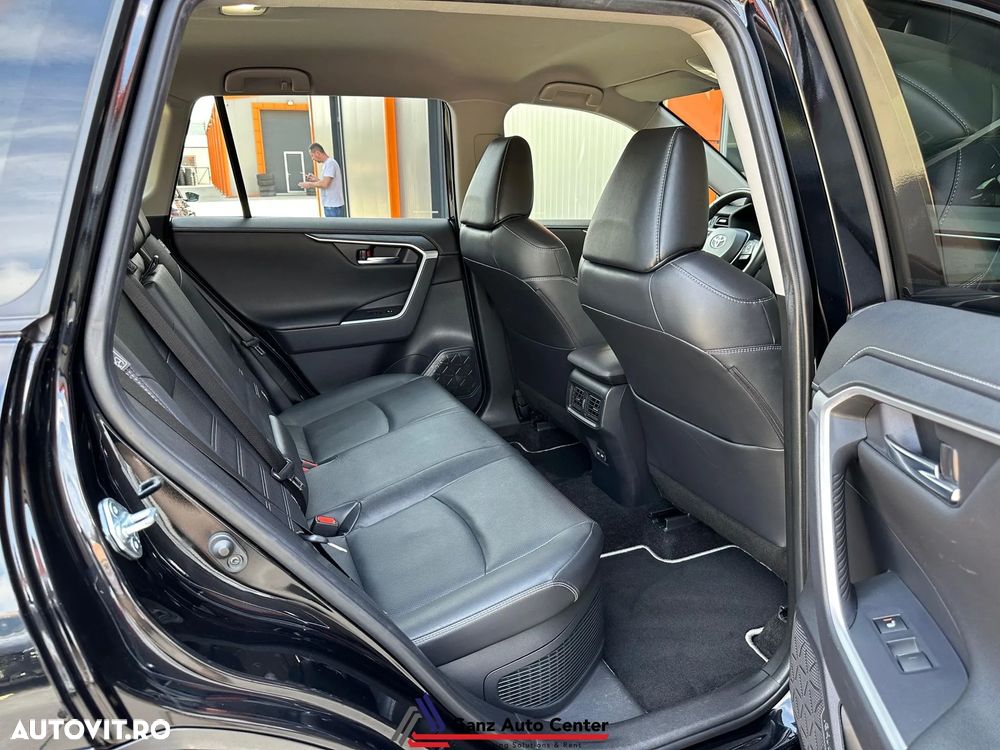 Toyota RAV4 2.5 VVT-iE 4x4 Luxury Plus - 16