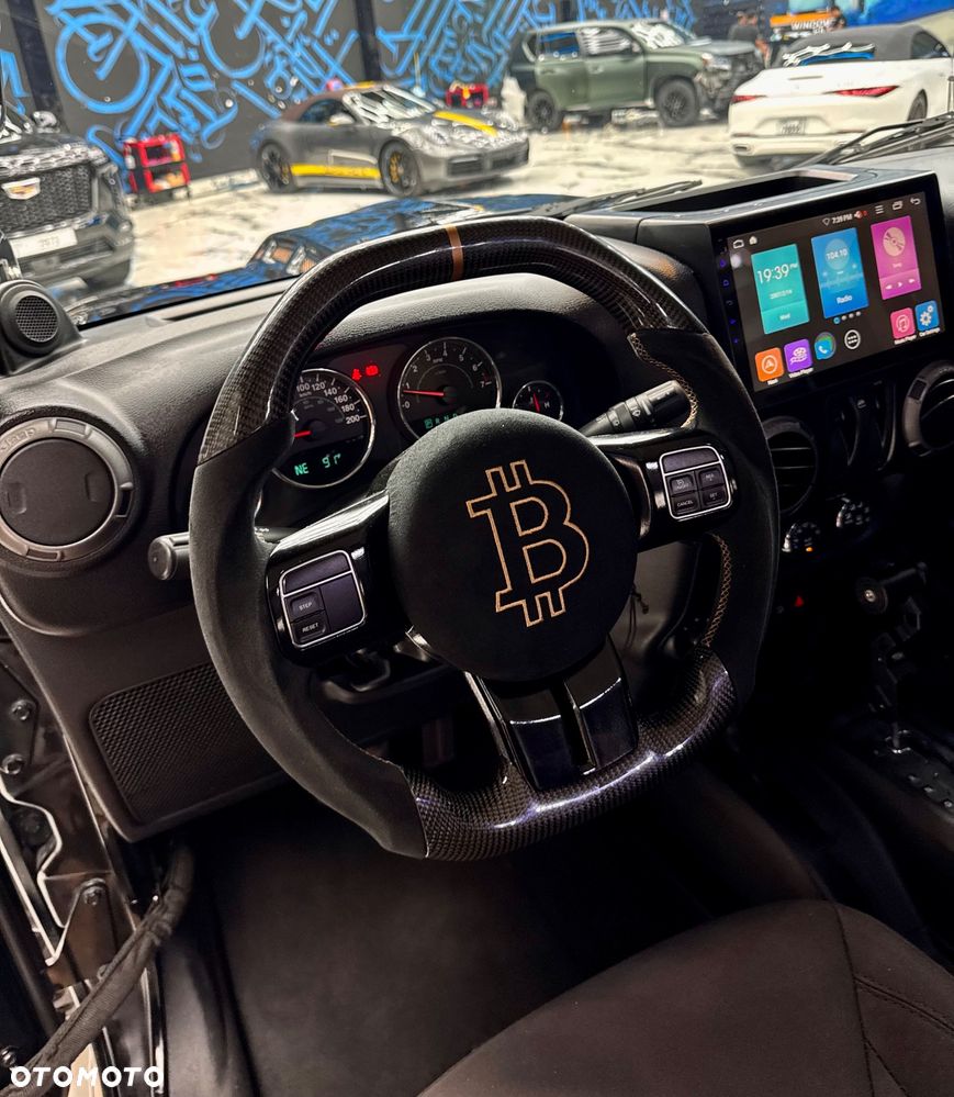 Jeep Wrangler - 33