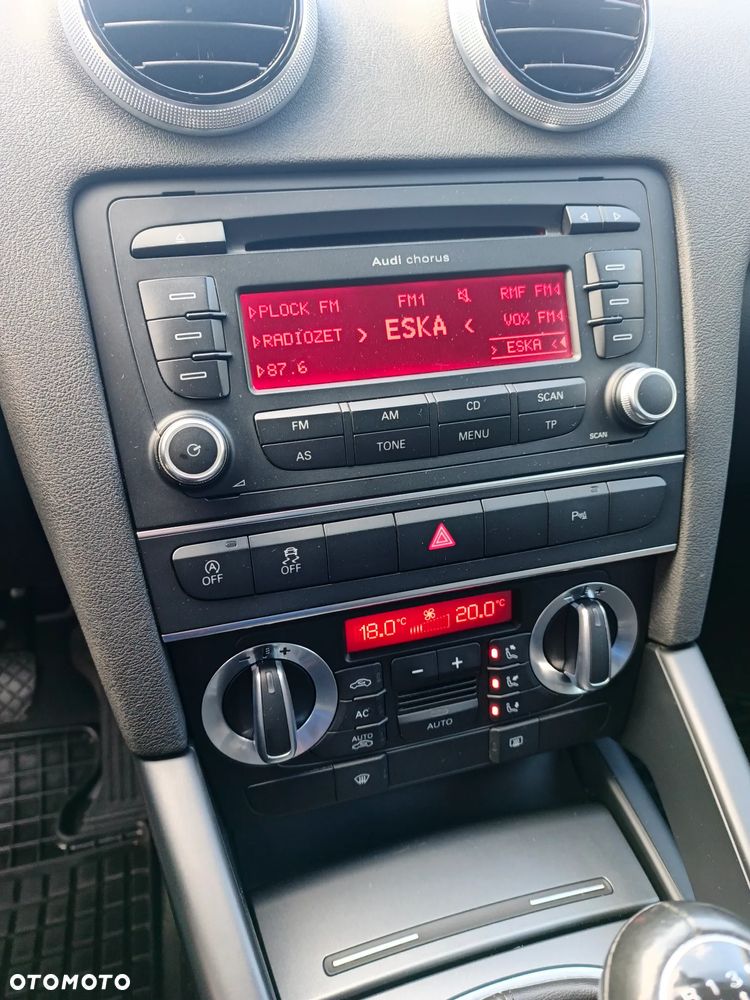 Audi A3 Sportback 1.6 TDI Attraction - 14