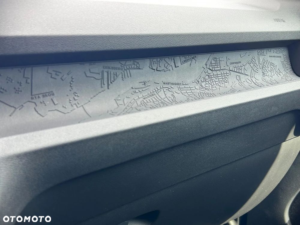 Volvo XC 40 T3 Momentum Pro - 29