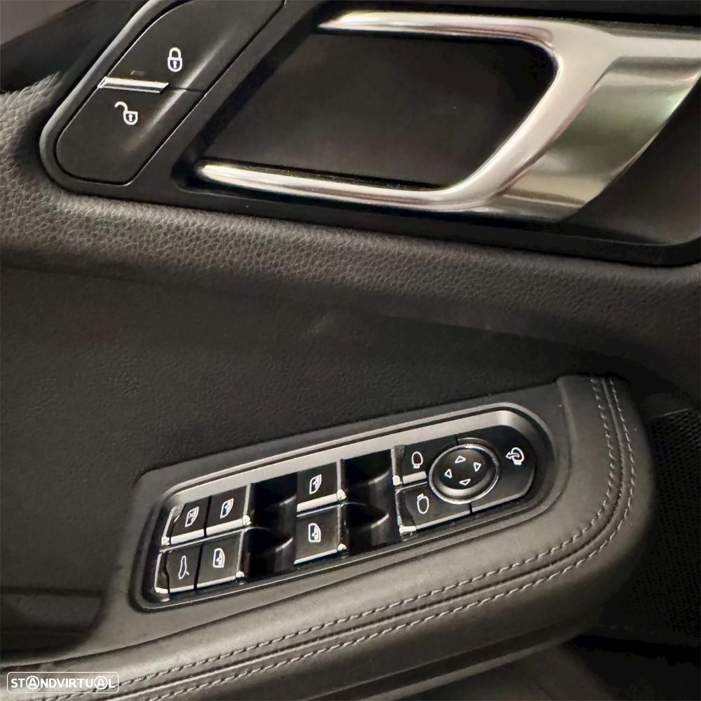 Porsche Macan S - 17