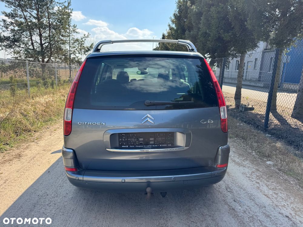 Citroën C8 2.0 16V Confort - 29