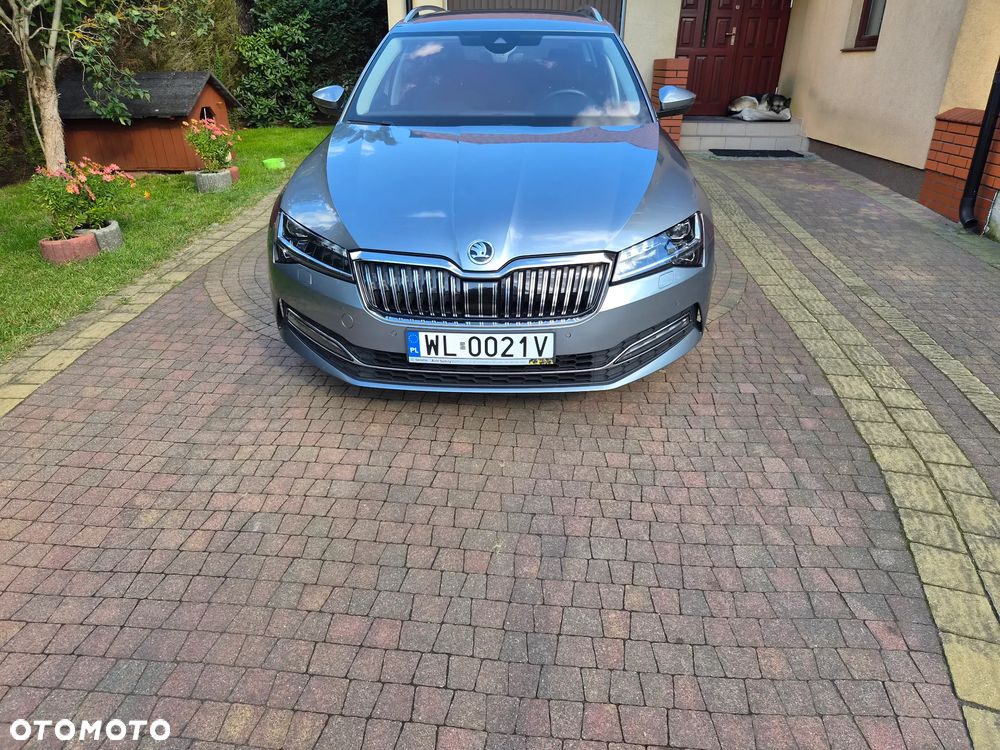 Skoda Superb 2.0 TDI SCR Style DSG - 2