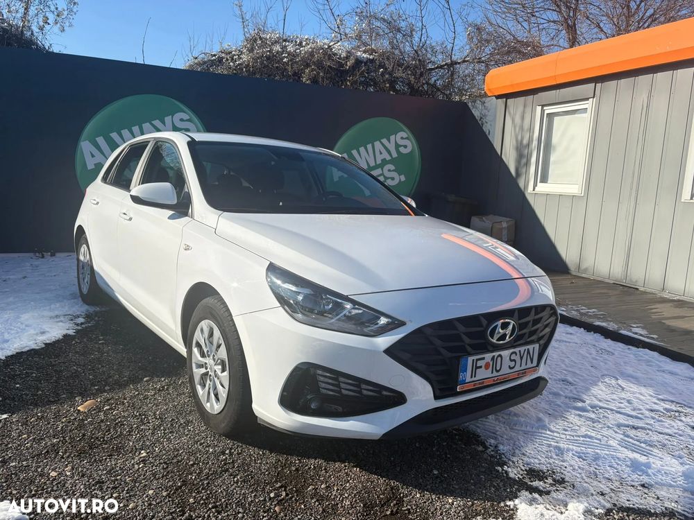 Hyundai i30 1.5 110CP 5DR M/T Comfort - 4