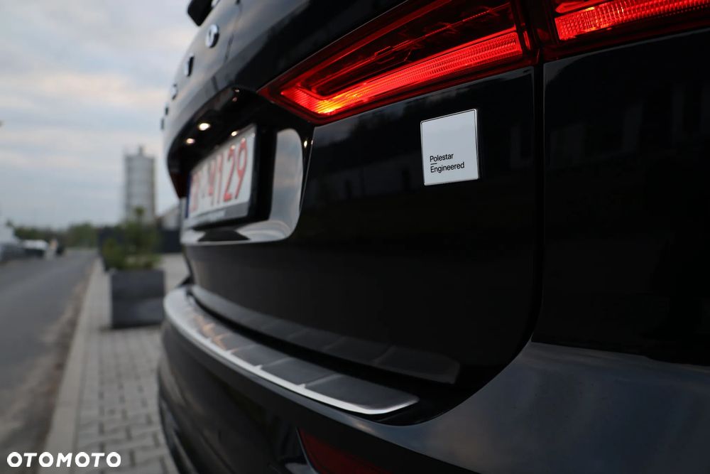 Volvo XC 60 T8 AWD Polestar Engineered - 32