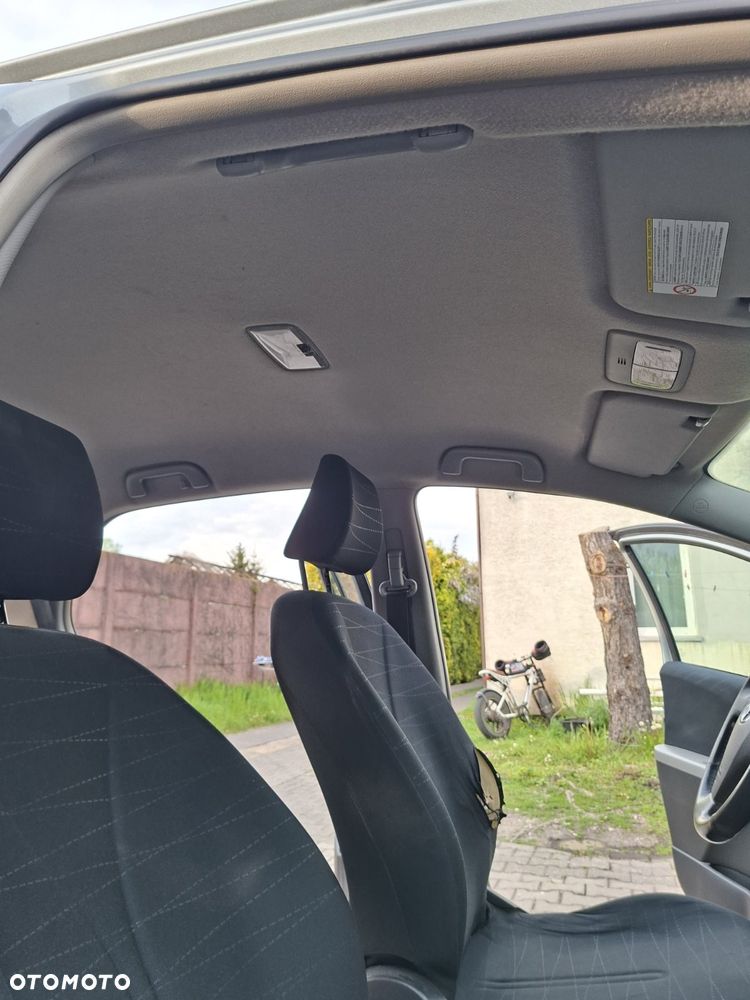 Toyota Yaris 1.3 Sol MM - 7