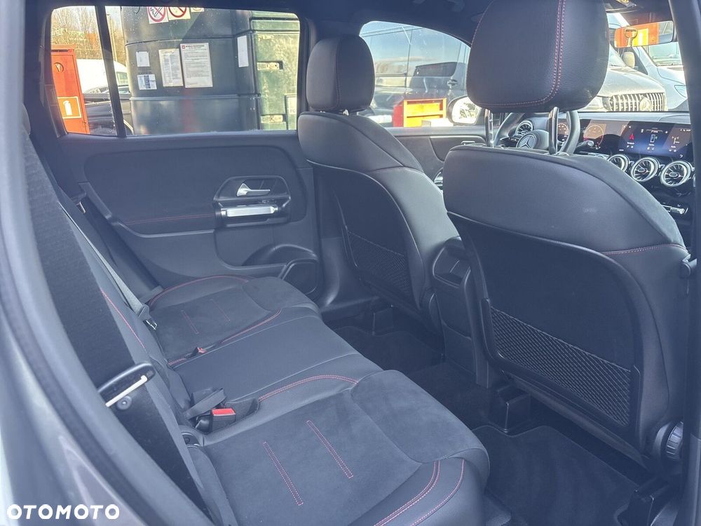 Mercedes-Benz GLB - 20