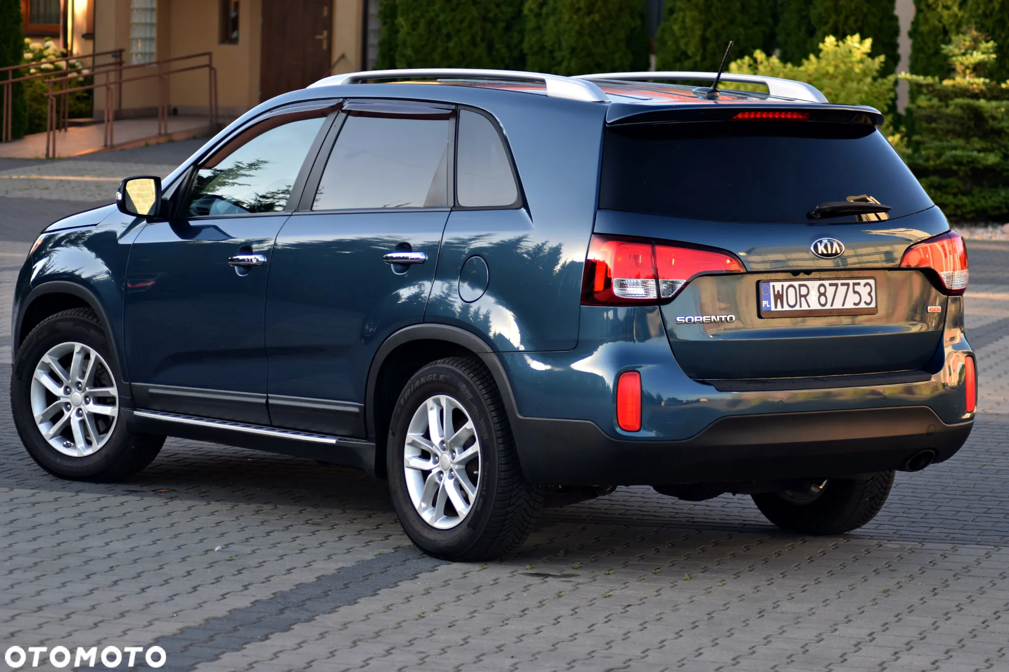 Kia Sorento 2.4 GDI XL 7os - 9