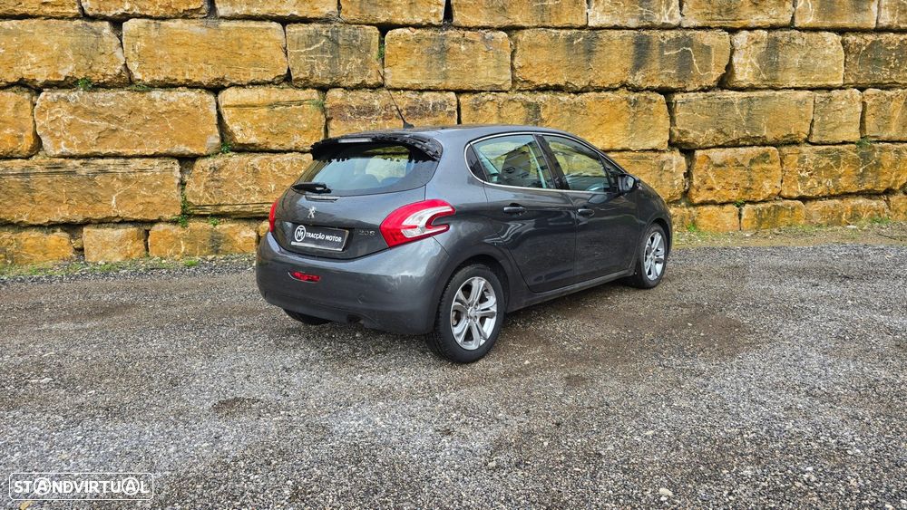 Peugeot 208 1.6 BlueHDi Allure - 2