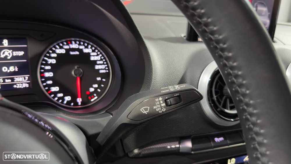 Audi A3 Sportback 30 TFSI design - 24