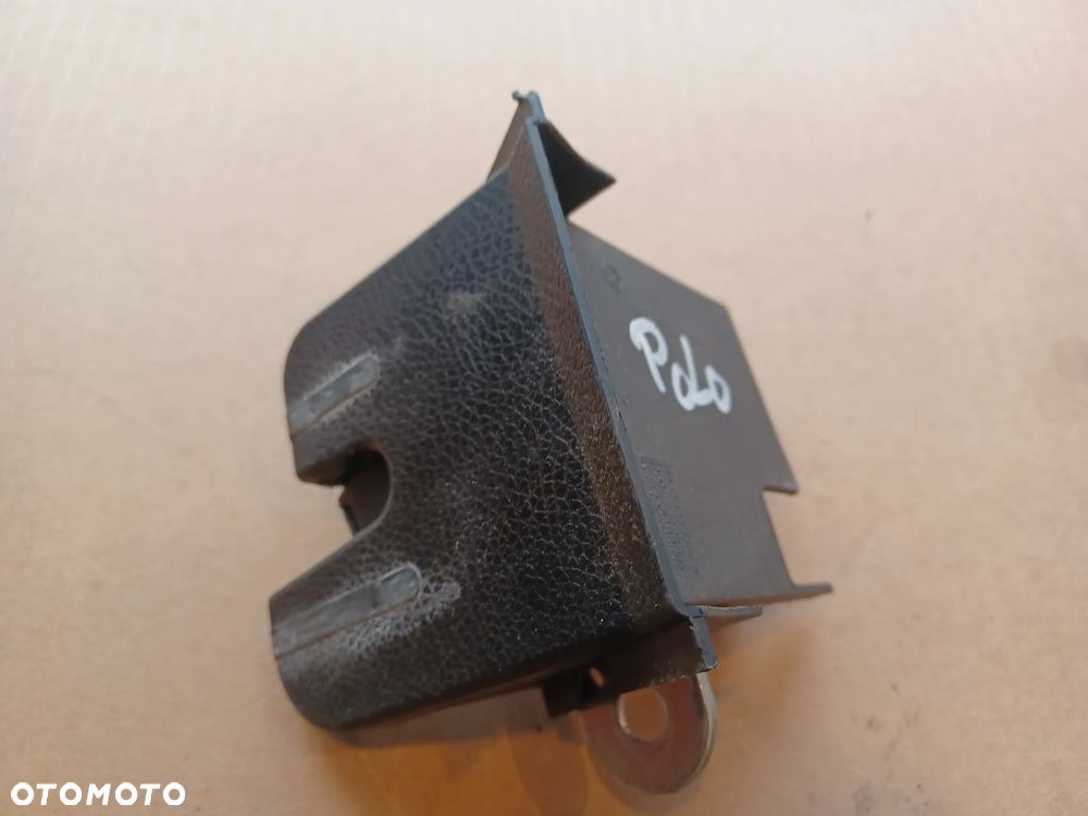 ZAMEK KLAPY BAGAŻNIKA POLO 6R 6R0827505B - 3