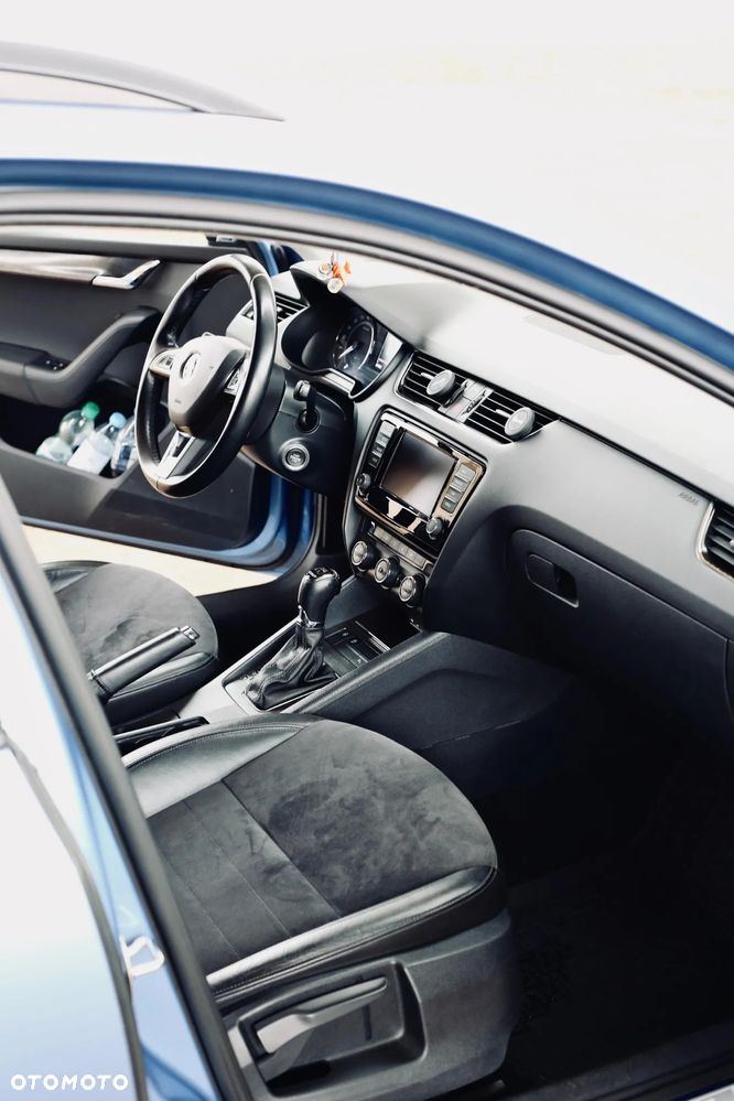 Skoda Octavia Scout 2.0 TDI 4x4 DSG - 13