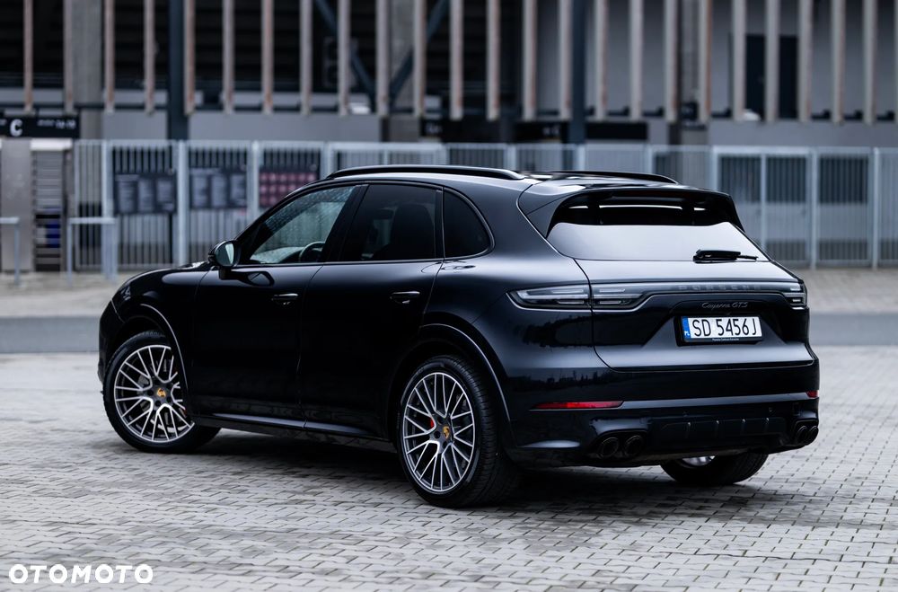 Porsche Cayenne - 7