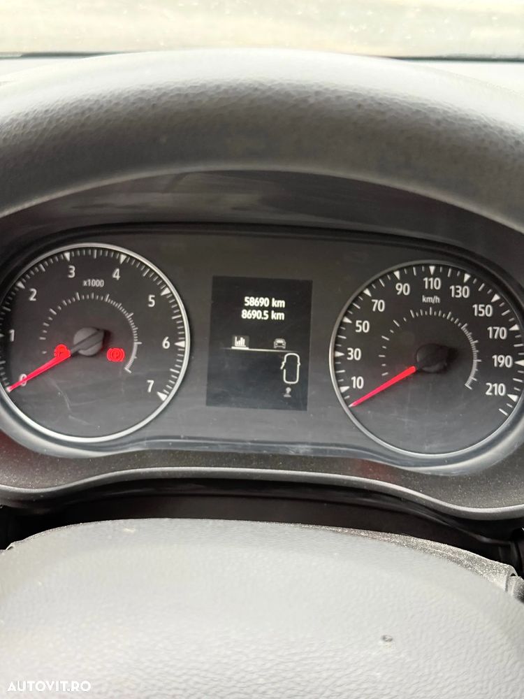 Dacia Logan TCe 90 MT6 Comfort - 7