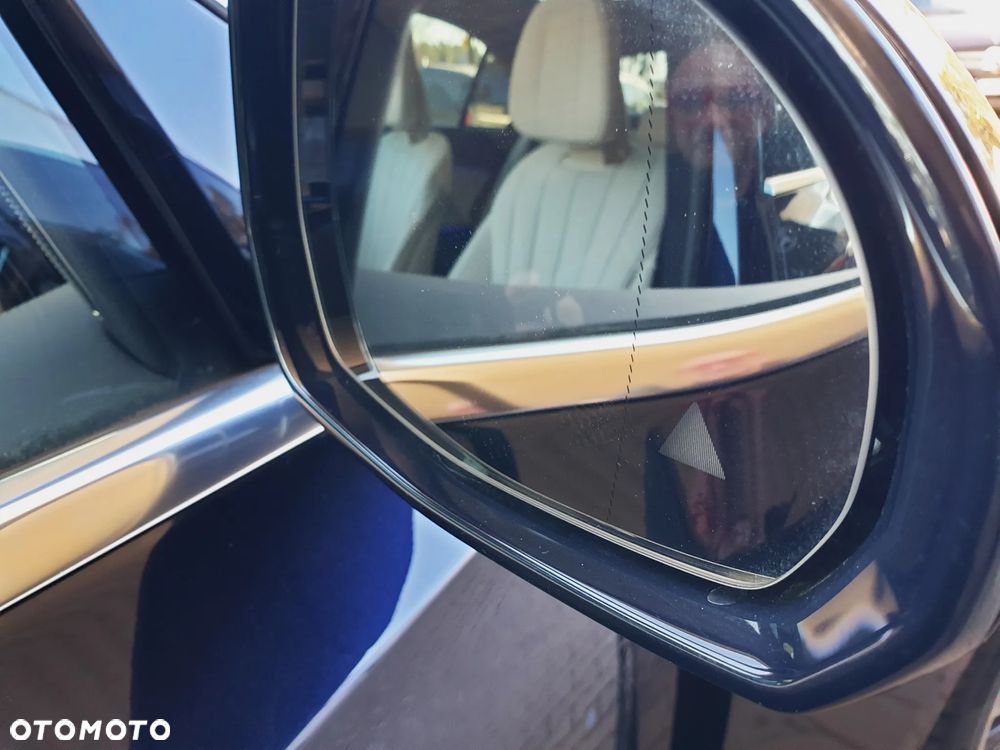 Mercedes-Benz Klasa E - 26