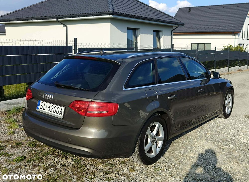 Audi A4 Avant 2.0 TDI ultra DPF Ambiente - 5