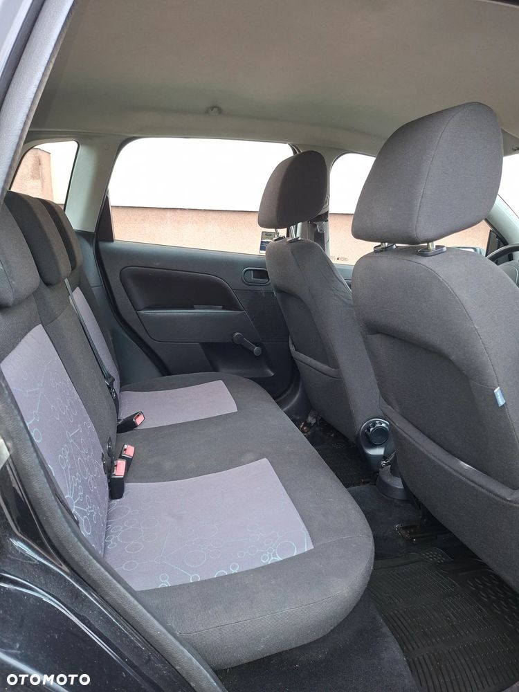 Ford Fiesta 1.25 Amber X - 4