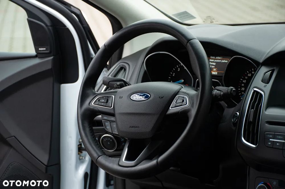 Ford Focus 1.5 EcoBoost STart-Stopp-System ST-Line - 31