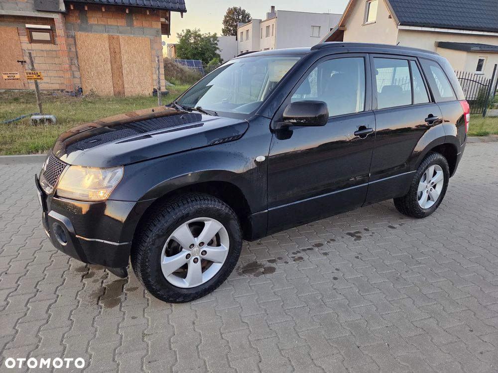 Suzuki Grand Vitara 2.0 Comfort - 4