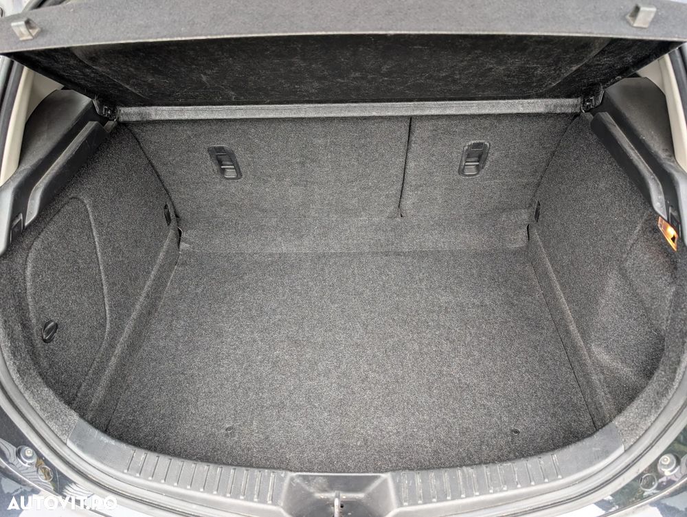 MAZDA 3 2011 — imagine 19