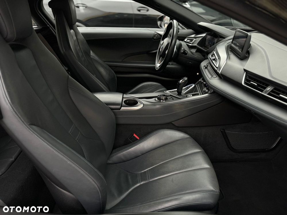 BMW i8 - 16