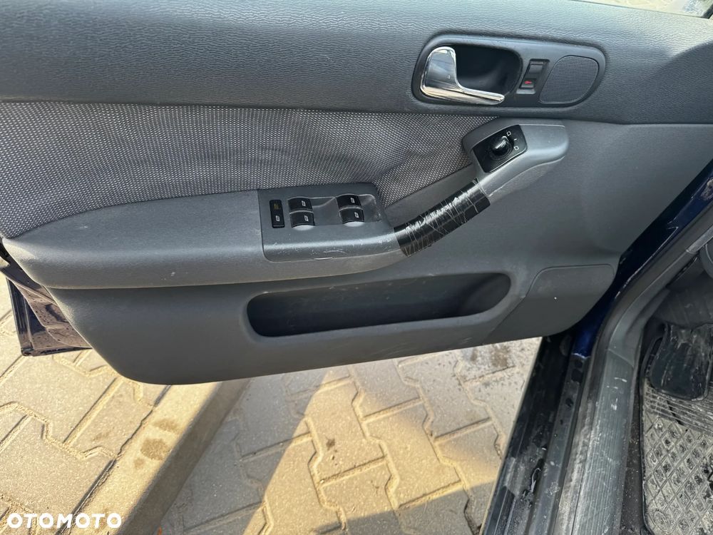 Audi A3 Sportback 1.6 Ambition - 9