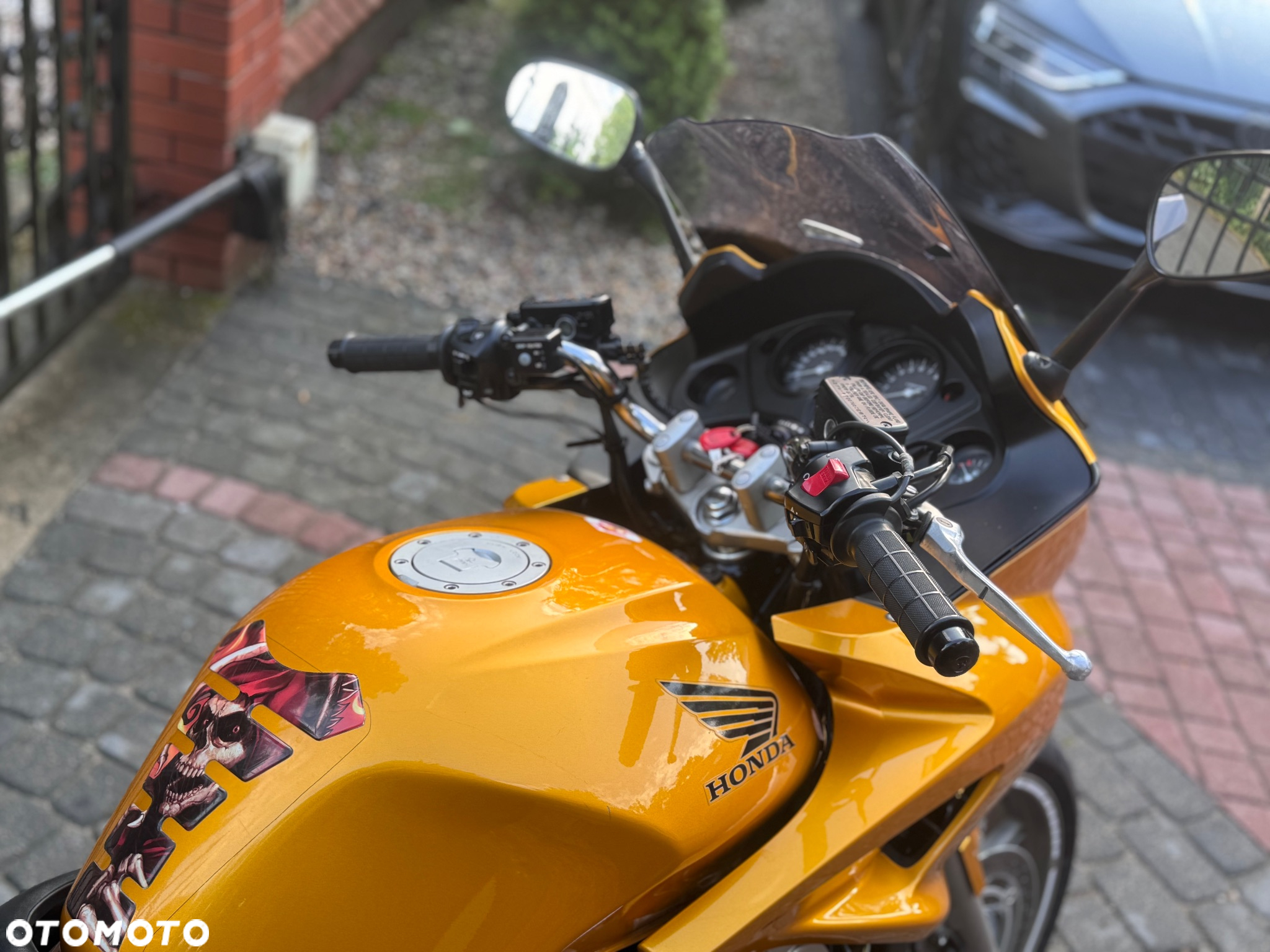 Honda CBF - 15