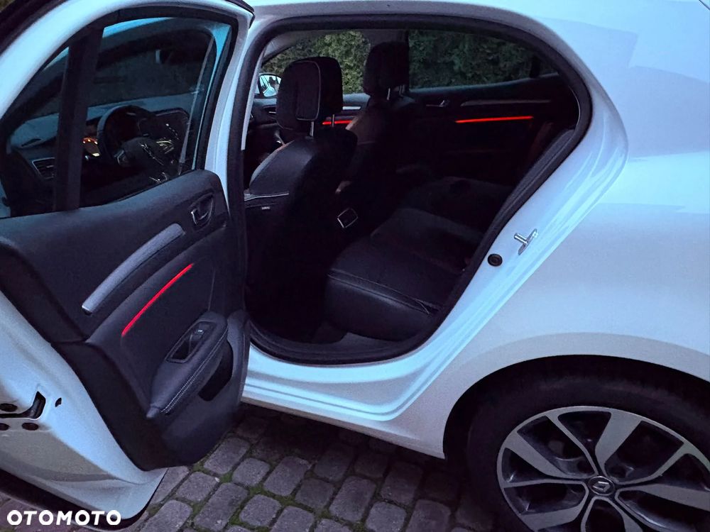 Renault Megane 1.2 16V TCe Energy Bose - 15