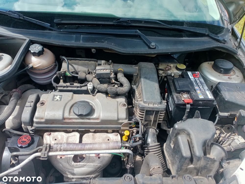 Peugeot 206 1.4 X-Line - 4