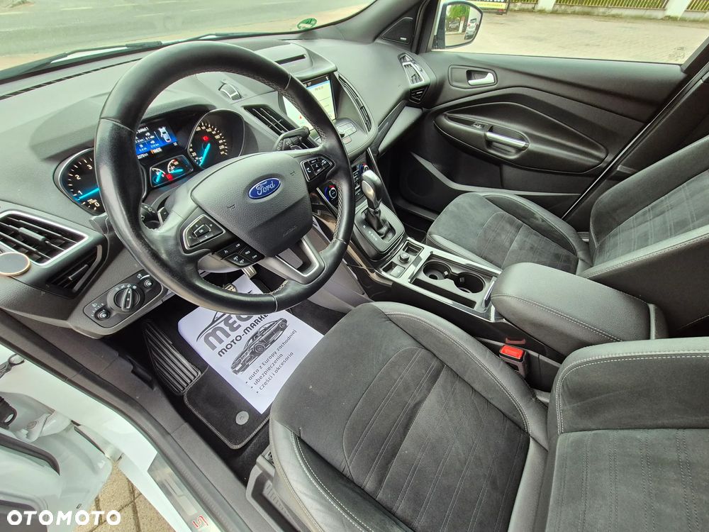 Ford Kuga 2.0 TDCi 4x4 ST-Line - 26