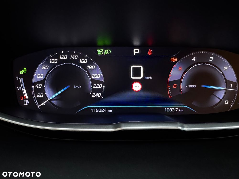 Peugeot 3008 1.5 BlueHDi Allure S&S EAT8 - 16