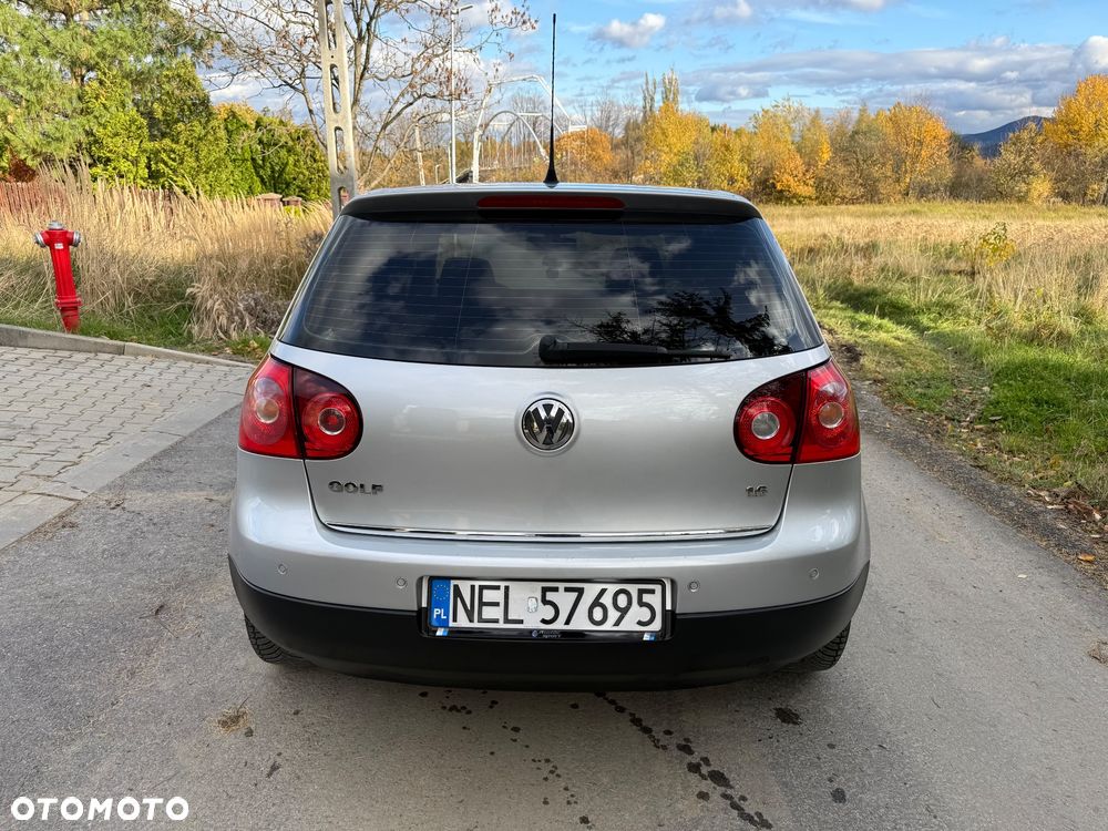 Volkswagen Golf V 1.6 Sportline - 22