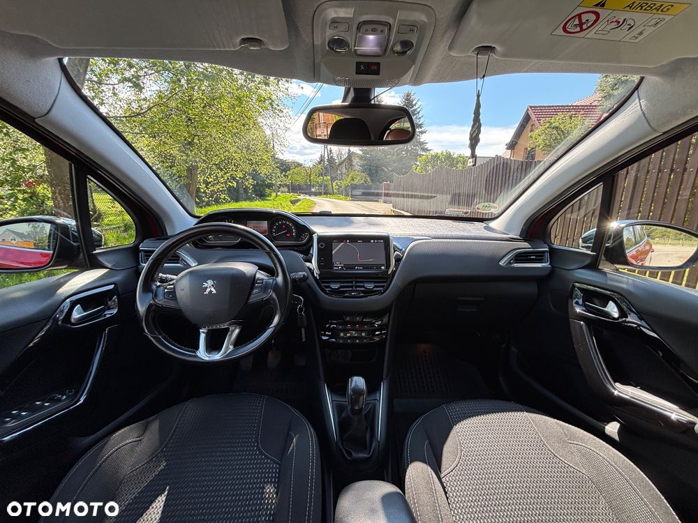 Peugeot 208 1.2 PureTech Allure - 14